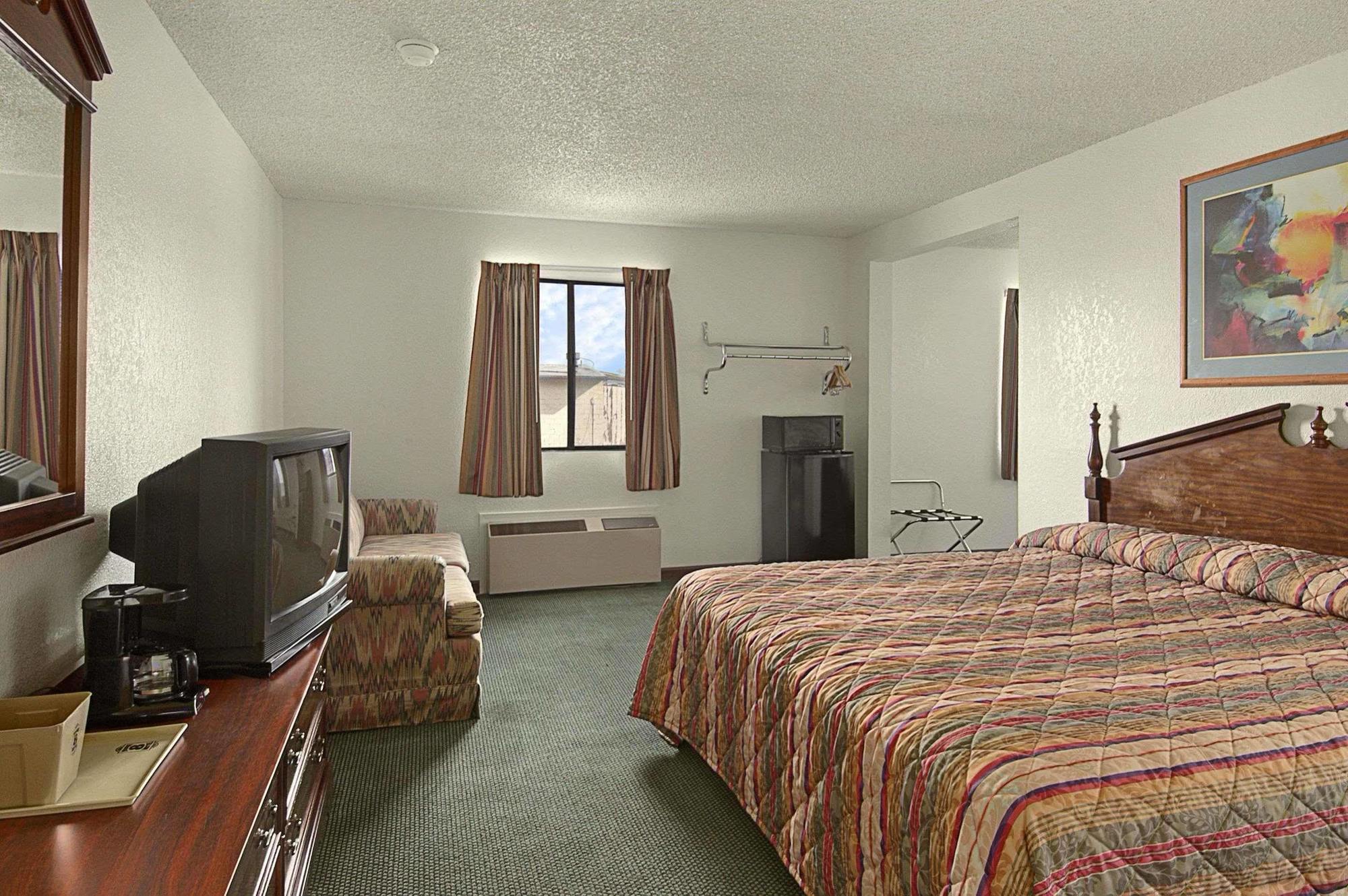 Super 8 By Wyndham Gallup Rom bilde